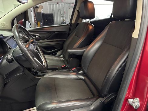 Used 2019 Buick Encore Preferred image 9