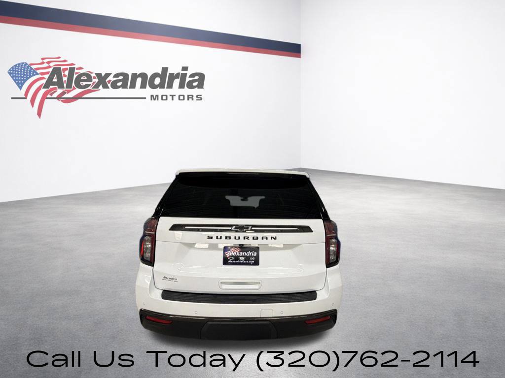 Used 2021 Chevrolet Suburban Z71 w/ Z71 Signature Package AWD/4WD image 9