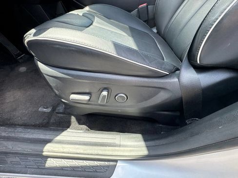 Used 2025 Hyundai Palisade SEL FWD image 29