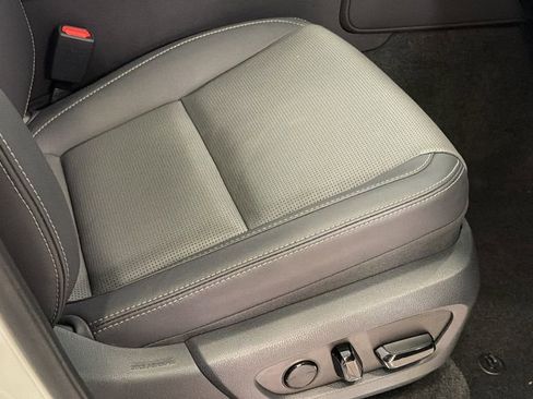 Certified 2024 Lexus GX 550 w/ Accessory Package (2T) AWD/4WD image 14