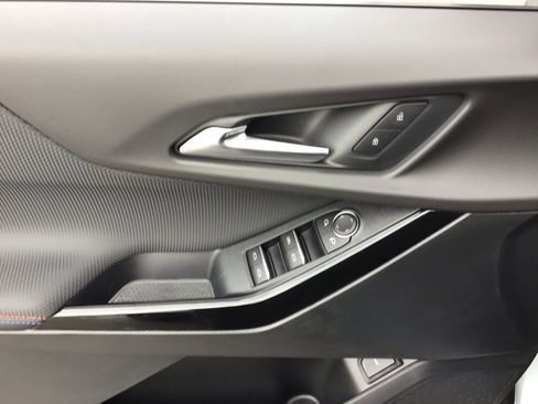 New 2026 Chevrolet Equinox RS image 10