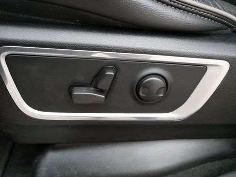 Used 2022 RAM 1500 Laramie image 37