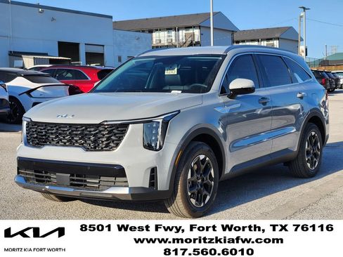 New 2026 Kia Sorento S FWD image 2