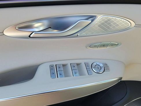 Used 2026 Genesis GV70 2.5T Select AWD/4WD image 24