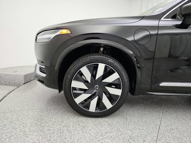 Certified 2025 Volvo XC90 T8 Plus w/ Protection Package Premier AWD/4WD image 42