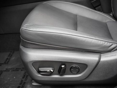 Used 2023 Lexus RX 350 Premium Plus image 11