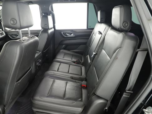 Used 2021 Chevrolet Tahoe LT w/ LT Signature Package image 19