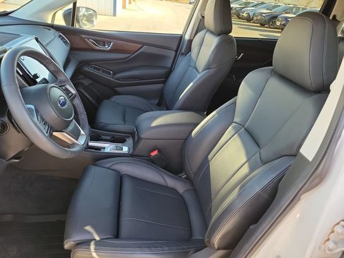 Used 2025 Subaru Ascent Touring AWD/4WD image 16