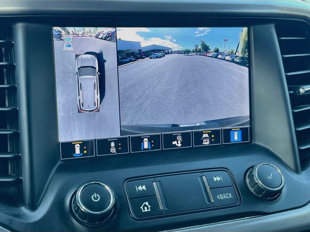 Used 2022 GMC Acadia AT4 w/ Technology Package AWD/4WD image 14