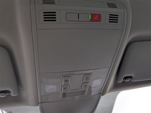 Used 2022 Volkswagen Taos S w/ IQ Drive S Package image 21