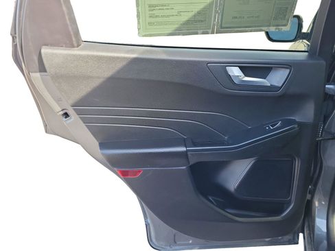 Used 2024 Ford Escape Platinum image 16