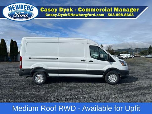 New 2026 Ford Transit 250 148 Medium Roof w/ Load Area Protection Package image 5