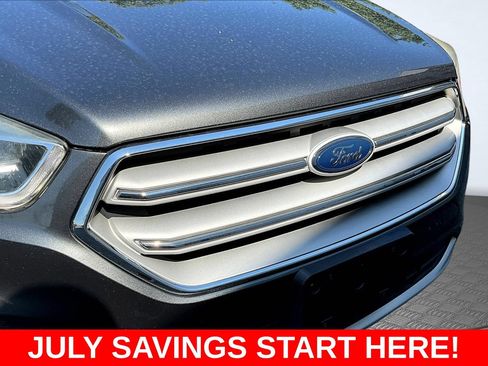Used 2018 Ford Escape Titanium w/ Ford Safe & Smart Package AWD/4WD image 31