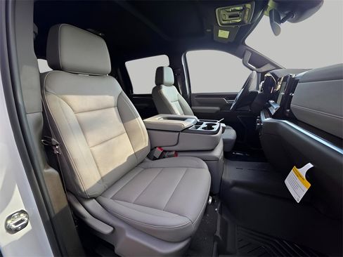 New 2026 Chevrolet Silverado 2500 LT w/ Texas Edition image 16