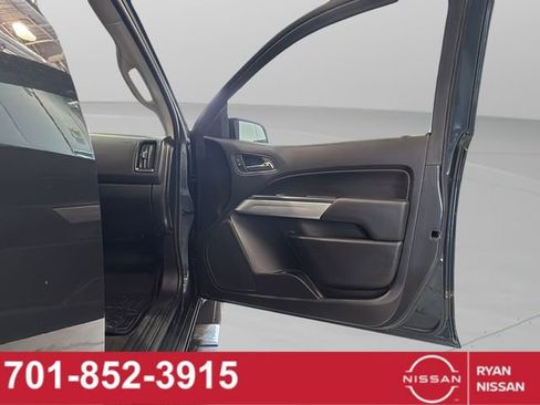 Used 2018 Chevrolet Colorado LT w/ Luxury Package, Chrome image 36