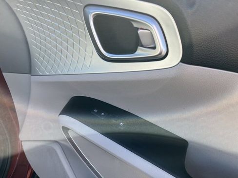 Used 2025 Kia Soul LX w/ LX Technology Package image 29