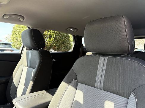 Used 2024 Chevrolet Blazer LT w/ Convenience Package image 18