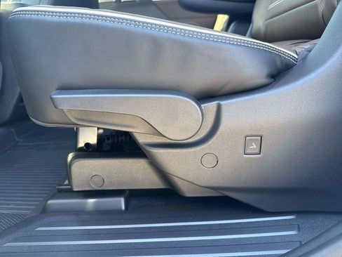 New 2026 GMC Acadia Denali Ultimate w/ LPO, Floor Liner Package image 58