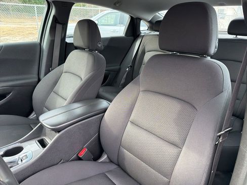 Used 2024 Chevrolet Malibu LT image 21