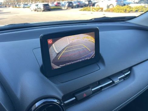 Used 2019 MAZDA CX-3 Touring image 11