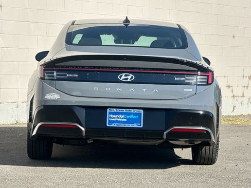 Certified 2026 Hyundai Sonata SEL AWD/4WD image 4