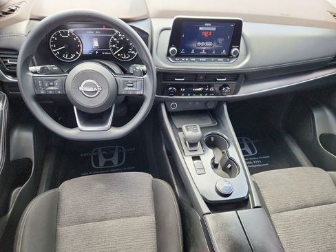 Used 2023 Nissan Rogue SV AWD/4WD image 12