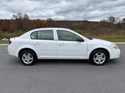 Used 2007 Chevrolet Cobalt LS w/ Enhanced Safety Package image 4