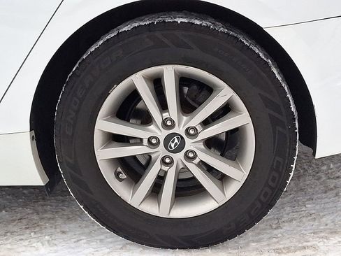 Used 2017 Hyundai Sonata SE image 30