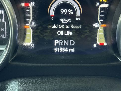 Used 2022 Jeep Wrangler Unlimited Sahara image 17