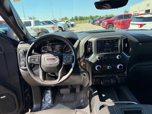 Used 2021 GMC Sierra 1500 AT4 w/ AT4 Premium Package AWD/4WD image 15