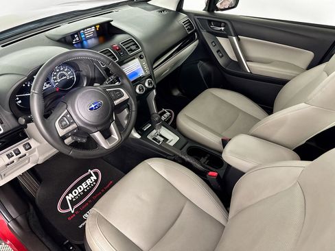 Used 2017 Subaru Forester 2.5i Limited AWD/4WD image 5