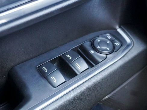 Used 2024 GMC Sierra 1500 SLE image 23