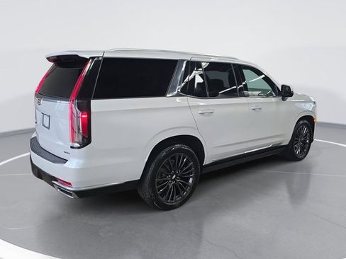 Used 2023 Cadillac Escalade Premium Luxury w/ Performance Package image 3