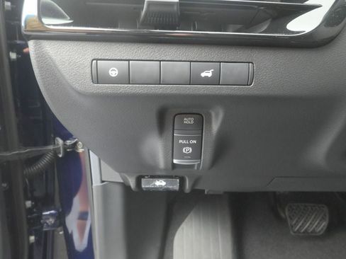 New 2025 Nissan Murano SV image 13