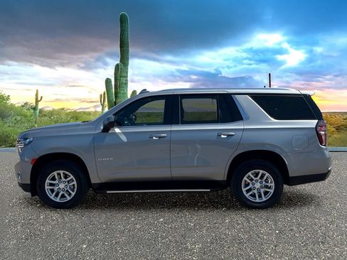 Used 2023 Chevrolet Tahoe LT RWD image 3