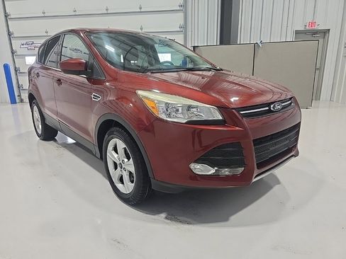 Used 2015 Ford Escape SE image 10