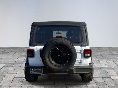 Used 2021 Jeep Wrangler Sport image 6