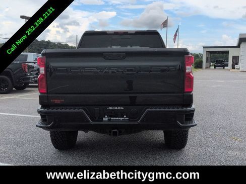 Used 2024 Chevrolet Silverado 1500 ZR2 w/ Technology Package AWD/4WD image 8