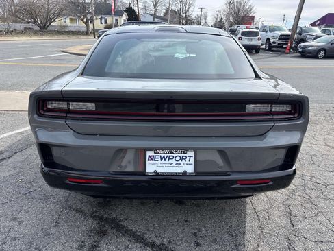 New 2025 Dodge Charger Daytona R/T w/ Sun & Sound Package AWD/4WD image 2