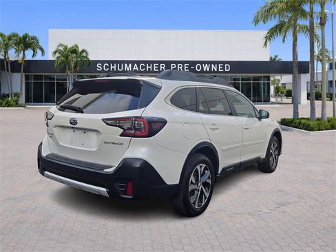 Used 2021 Subaru Outback Limited image 7