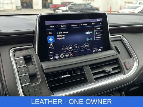 Used 2021 Chevrolet Tahoe Z71 w/ Z71 Signature Package image 3