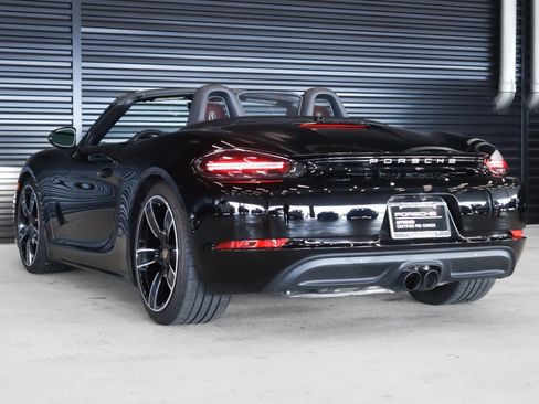 Used 2024 Porsche 718 Boxster S image 3