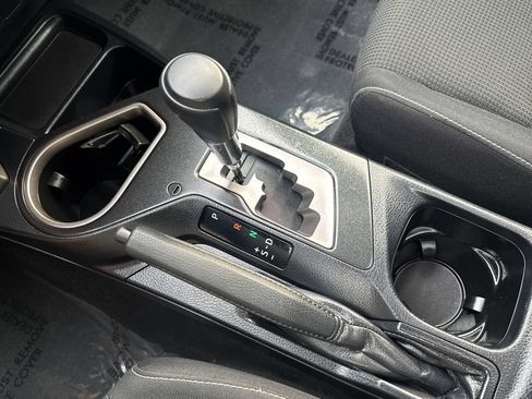 Used 2016 Toyota RAV4 XLE AWD/4WD image 27