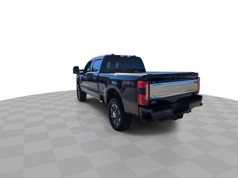 Used 2023 Ford F250 King Ranch image 7