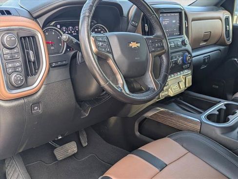 Used 2022 Chevrolet Silverado 3500 High Country AWD/4WD image 9
