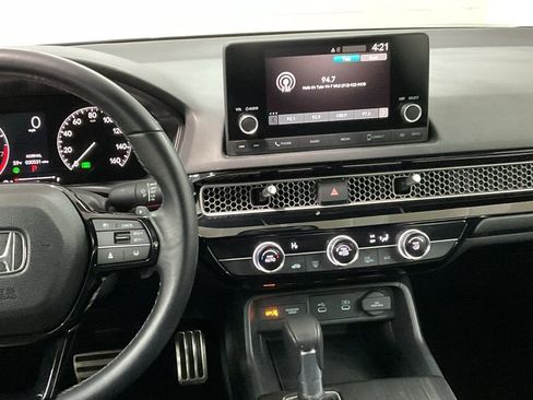 Used 2025 Honda Civic Sport image 13