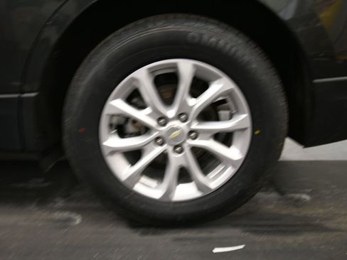 Used 2021 Chevrolet Equinox LT image 32