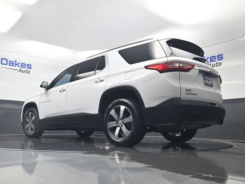Used 2020 Chevrolet Traverse LT w/ LT Premium Package FWD image 44