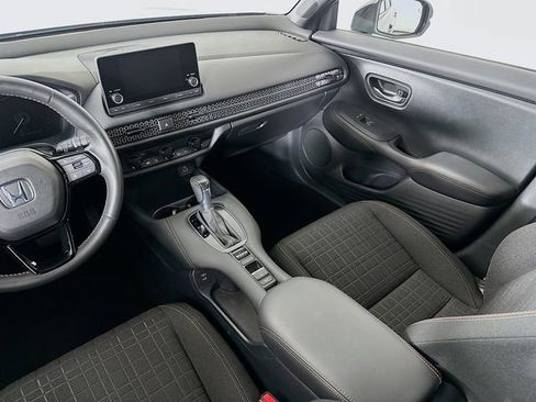 Used 2024 Honda HR-V Sport image 27