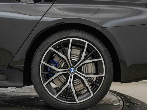 Certified 2023 BMW 540i xDrive w/ Executive Package image 11